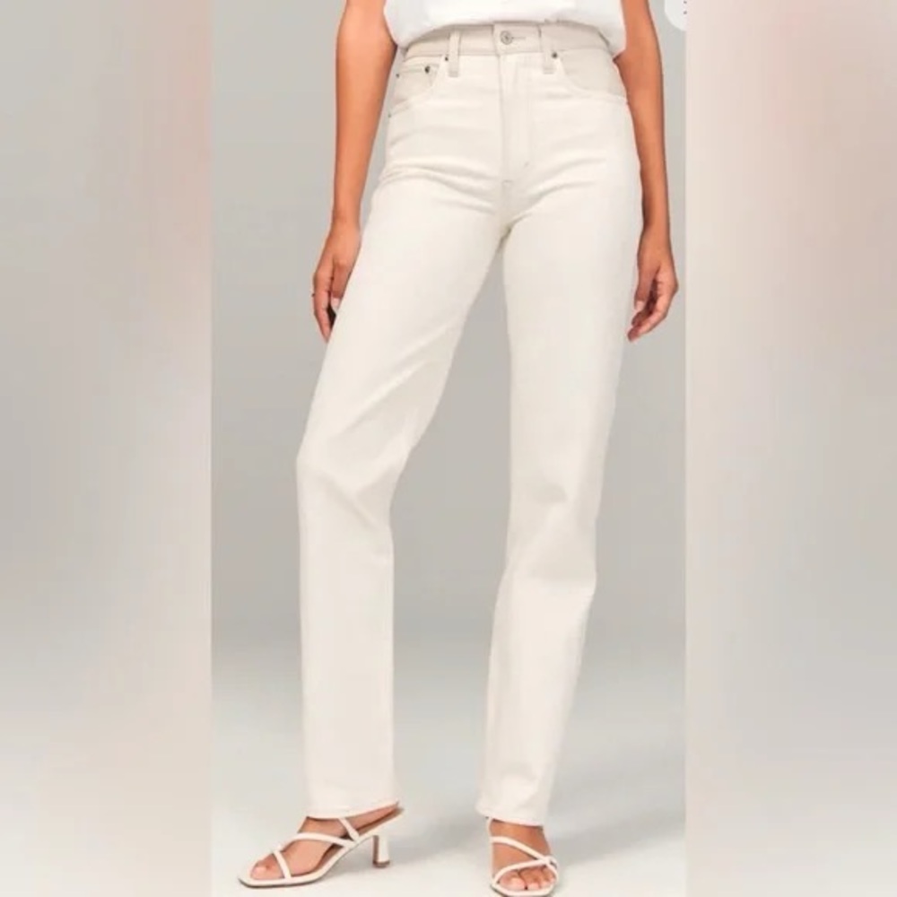 NWT Leather Detail Abercrombie & Fitch Curve Love High Rise 90s Straight Jean